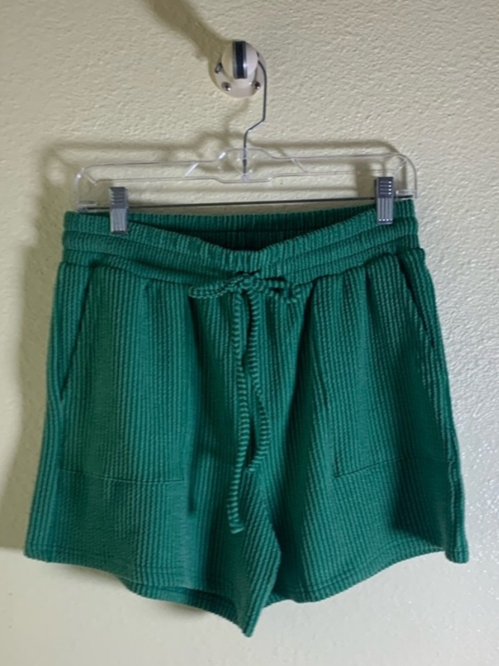 NWOT Zenana Outfitters Emerald Green Waffle Knit Drawstring Shorts, Size L